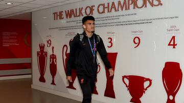 LIVERPOOL, ENGLAND - SEPTEMBER 13: (THE SUN OUT, THE SUN ON SUNDAY OUT) Luis Diaz of Liverpool arriving before the UEFA Champions League group A match between Liverpool FC and AFC Ajax at Anfield on September 13, 2022 in Liverpool, England. (Photo by John Powell/Liverpool FC via Getty Images)