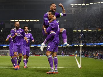 0-1. Cristiano celebró el primer gol.