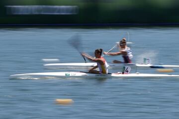 Isabel Contreras confirma el pleno español en piragüismo en K1 500 femenino siendo la primera de su serie y pasando a semifinales. 