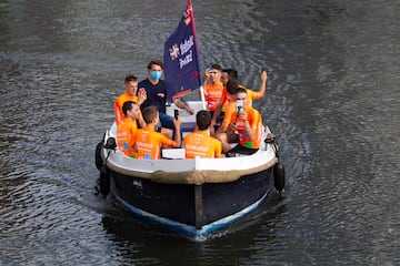El equipo Euskaltel durante la presentación de La Vuelta