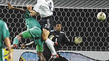 <B>TORRENTE INFORMATIVO.</b> El aficionado puede conocer cada detalle.