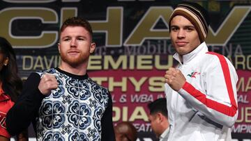 Sa&uacute;l &#039;Canelo&#039; &Aacute;lvarez y Julio C&eacute;sar Ch&aacute;vez Jr. durante la rueda de prensa previa al combate.