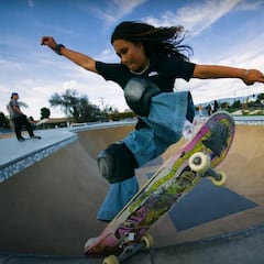 Sky Brown lanza con un vídeo de escándalo sus nuevas zapatillas Nike SB