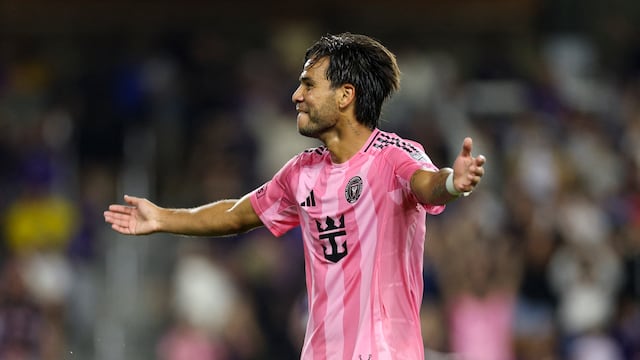 A dramatic week in MLS wrapped up in California, with unbeaten runs, standout Latino stars and a 3-3-4 lineup packed with firepower.