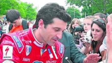 <b>CORRE PARA LOS NIÑOS ENFERMOS</b> Dempsey compite en Estados Unidos en el campeonato Grand Am, con un Mazda, para apoyar a un hospital de niños de Seattle. En Le Mans lo hizo para Racing for Children y esperan financiar, al menos, cinco operaciones de niños con malformaciones cardíacas.