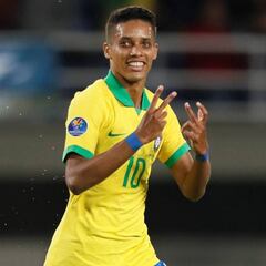 Brasil vence con contundencia a Uruguay y es líder