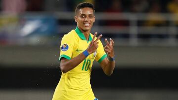 Brasil vence con contundencia a Uruguay y es líder