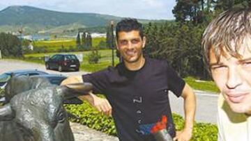 <b>DOS TOROS. </b>Aloisi y Milosevic, dos de los delanteros de Aguirre, quieren que alguna de sus embestidas sirvan para que su equipo se haga con la Copa.