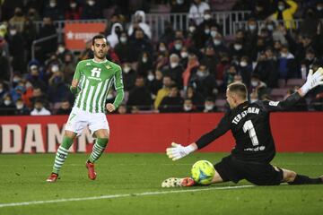 Canales llegó al área blaugrana cedió el balón a Tello que asistió a Juanmi para que baitese a Ter Stegen y anotase el primer, y a la postre único, gol del partido.