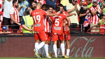 Aprobados y suspensos del Almería: Vinicius, De la Hoz y Eguaras se estrenan como goleadores en Primera