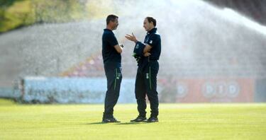 Stoke City eyeing move for Quique if O'Neill bid fails