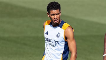 MADRID, 17/08/2024.- El centocampista del Real Madrid Jude Bellingham, durante el entrenamiento realizado esta mañana en la Ciudad Deportiva de Valdebebas para preparar el primer partido de Liga mañana frente al Mallorca. EFE/Daniel González