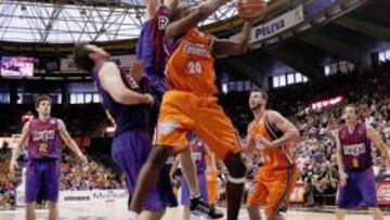 Navarro sentencia el pase del Barcelona Regal a la final