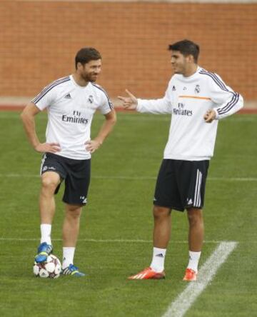 El Real Madrid en Saint Louis. Xabi alonso y Morata.