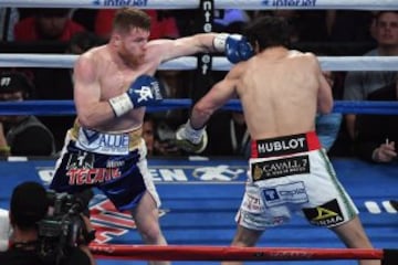 El dominio aplastante de Canelo sobre Chávez Jr. en imágenes