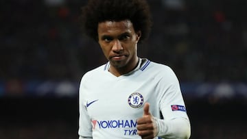 Soccer Football - Champions League Round of 16 Second Leg - FC Barcelona vs Chelsea - Camp Nou, Barcelona, Spain - March 14, 2018 Chelsea's Willian looks dejected REUTERS/Susana Vera
