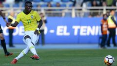 Apenas 30' de Vinicius y Rodrygo en otro empate entre Chile y Brasil