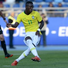 Rodrygo puso el gol, Vinicius la asistencia y falló un penalti
