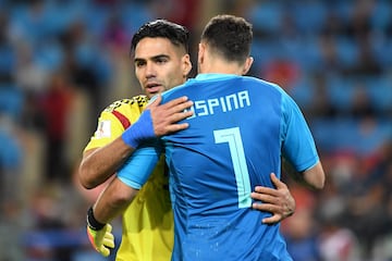 El portero es el jugador con el que más partidos ha compartido en la Selección Colombia con 4.918 minutos en 76 compromisos disputados.