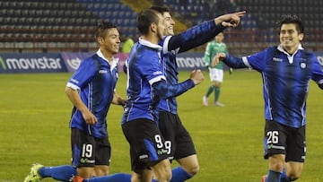 El jugador de Huachipato  Angelo Sagal celebra con sus compa&Atilde;&plusmn;eros el gol contra Audax Italiano por el partido de primera divisi&Atilde;&sup3;n en el estadio Cap, Talcahuano, Chile
 
 30/07/2016
 Alejandro Zo&Atilde;&plusmn;ez/Photosport****