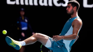 Carlos Alcaraz, durante su partido contra Jack Draper en el Open de Australia.