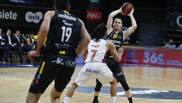 Henry le gana el mano a mano a Marcelinho como previa de Copa
