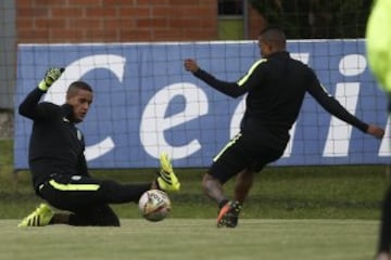 Con nómina mixta, Nacional prepara el clásico ante DIM