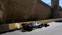 Mercedes&#039; British driver Lewis Hamilton steers his car during the third practice session ahead of the Formula One Azerbaijan Grand Prix in Baku on April 27, 2019. (Photo by Alexander NEMENOV / AFP)