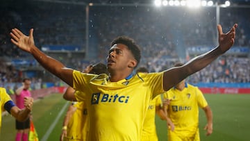 Cádiz pone a Anthony ‘Choco’ Lozano como Pelé tras la salvación