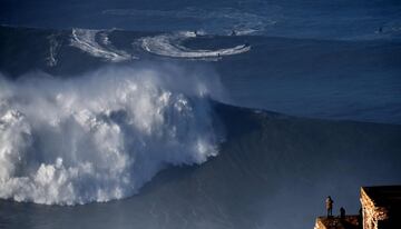 Nazaré, Portugal, uno de los grandes templos del surf. Joao Guedes.