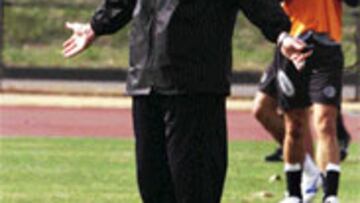 </b>COPA INTERCONTINENTAL</b>. El técnico rival