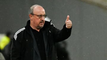 Panathinaikos' Spanish head coach Rafael Benitez gestures during the UEFA Europa League football match between Panathinaikos FC and SK Sturm Graz at the Apostolos Nikolaidis Stadium in Athens on November 27, 2025. (Photo by Aris MESSINIS / AFP)