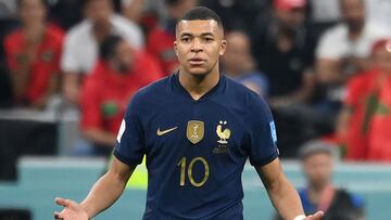 El delantero francés del PSG, Kylian Mbappé, superó a su compatriota Zinedine Zidane en partidos disputados con su selección en una Copa del Mundo.