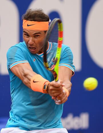 Rafael Nadal se impuso 6-3 y 6-3 sobre David Ferrer en los octavos de final del Conde de Godó de Barcelona.