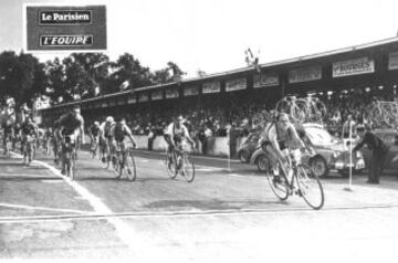Miguel Poblet en la publicaci¨®n de L'Equipe durante su participaci¨®n en el Tour de Francia.