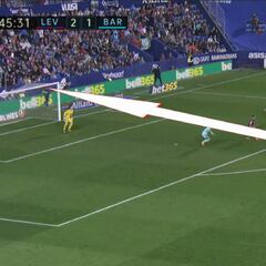 Así se acaba con un récord: golazo de Bardhi teledirigido a la escuadra de Ter Stegen
