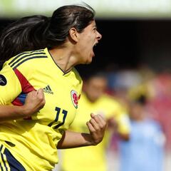 Orgullo colombiano: Catalina Usme marca 4 goles a Uruguay