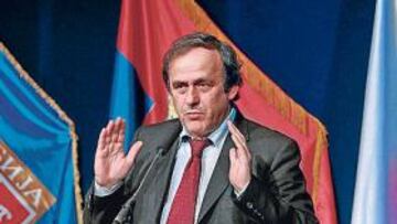 <b>MODELO NBA. </b>Platini defiende el esquema de la liga yankee.