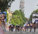Resumen del Giro de Italia, etapa 10: Demare se estrena al esprint en un accidentado final