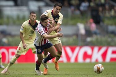 Aficionados responden al llamado del Clásico Nacional