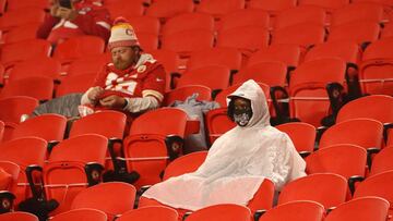 Además de la contingencia sanitaria por el coronavirus, los 49ers evalúan si es prudente jugar ante Cardinals el domingo por la mala calidad del aire provocada por los incendios en California.