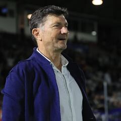 Los seis técnicos cesados en el Clausura 2023