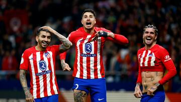 Soccer Football - Copa del Rey - Quarter Final - Atletico Madrid v Sevilla - Metropolitano, Madrid, Spain - January 25, 2024 Atletico Madrid's Angel Correa, Jose Gimenez and Rodrigo De Paul celebrate after the match REUTERS/Susana Vera