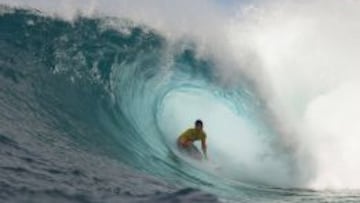 El brasile&ntilde;o Gabriel Medina, primer campe&oacute;n mundial de suf latinoamericano. Se proclam&oacute; en Hawai. 