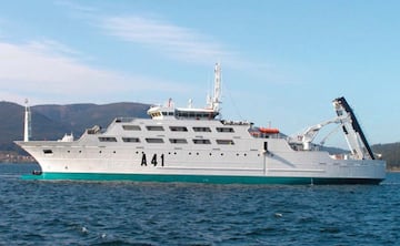 Es una unidad auxiliar de la Armada Espa?ola destinada a la formacin en tcnicas de pesca sostenible y cooperacin internacional. Est adscrito al Ministerio de Agricultura, Pesca y Alimentacin y colabora con pases en desarrollo, especialmente en ?frica y Amrica Latina. Cuenta con aulas, laboratorios y equipos de pesca para la ense?anza prctica.