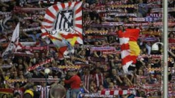 El lugar que ocupa habitualmente el Frente Atl&eacute;tico en el fondo sur del Calder&oacute;n est&aacute; siempre lleno. 
 