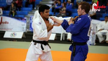 El judoca peruano Alonso Wong