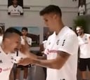 Así festejó Medel con el plantel de Besiktas su cumpleaños