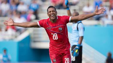 El experimentado delantero nacido en Cuernavaca, Morelos, nunca fue considerado por la Selección Mexicana. Gracias a la nacionalidad de su padre, el histórico goleador del Ascenso MX con 257 goles, optó por jugar con Panamá en 2014. Actualmente, a sus 36 años, es atacante de Pachuca, en el ocaso de su carrera futbolística.