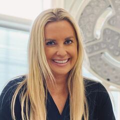 Pierde la licencia médica por retransmitir las operaciones en Tiktok